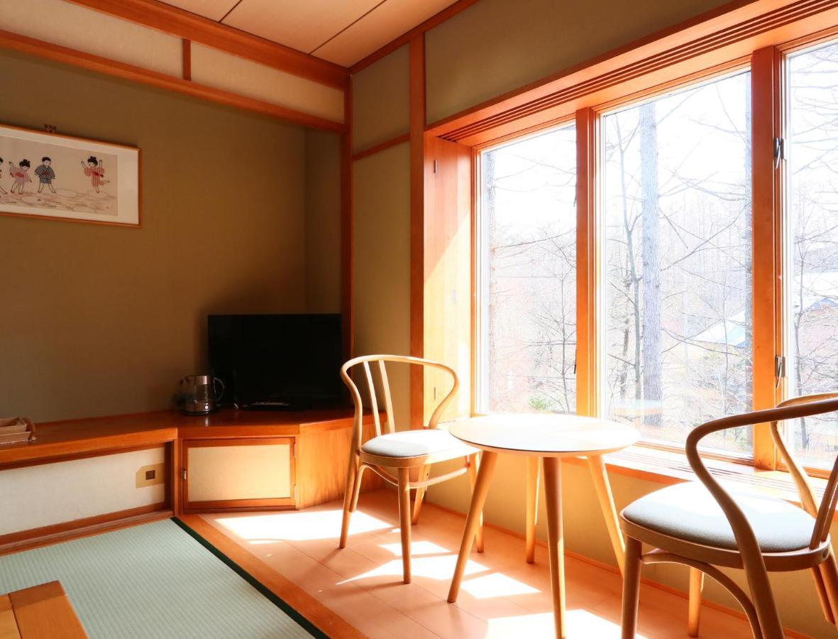 Ryosha Tsukiakari Bed & Breakfast Yamanakako Luaran gambar