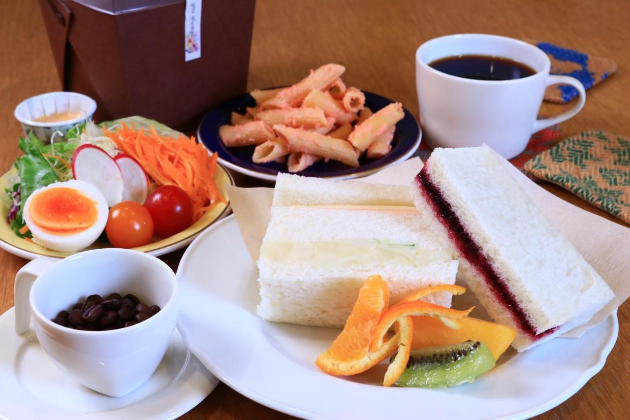 Ryosha Tsukiakari Bed & Breakfast Yamanakako Luaran gambar
