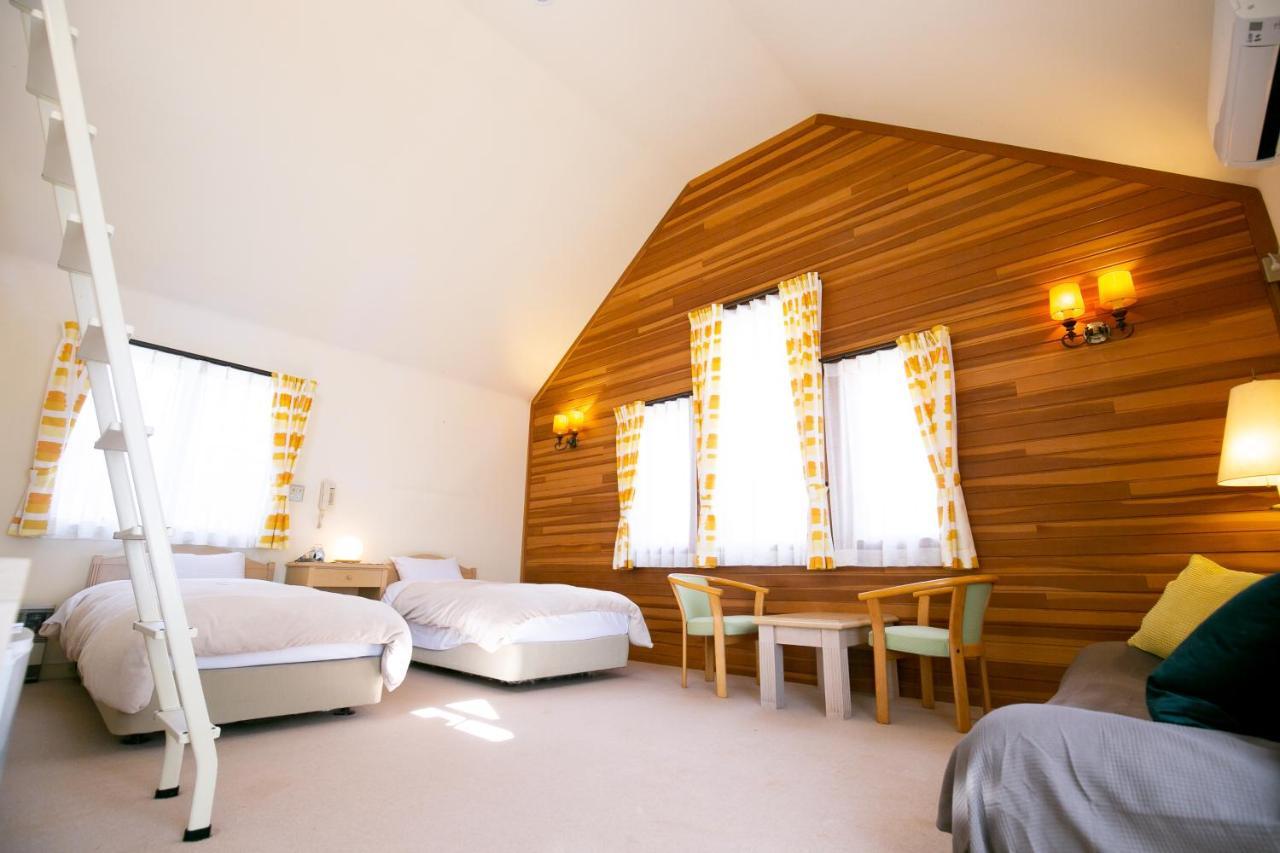 Ryosha Tsukiakari Bed & Breakfast Yamanakako Luaran gambar