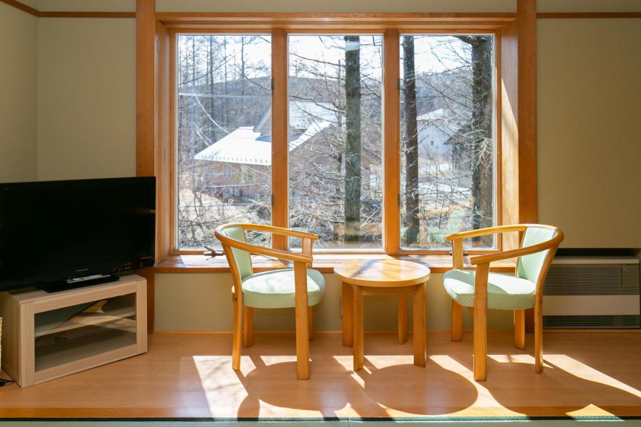 Ryosha Tsukiakari Bed & Breakfast Yamanakako Luaran gambar